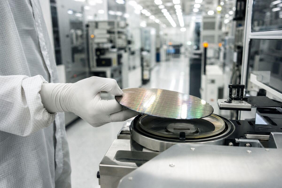 IonQ's Strategic Acquisition of SkyWater: A Game Changer for US Tech