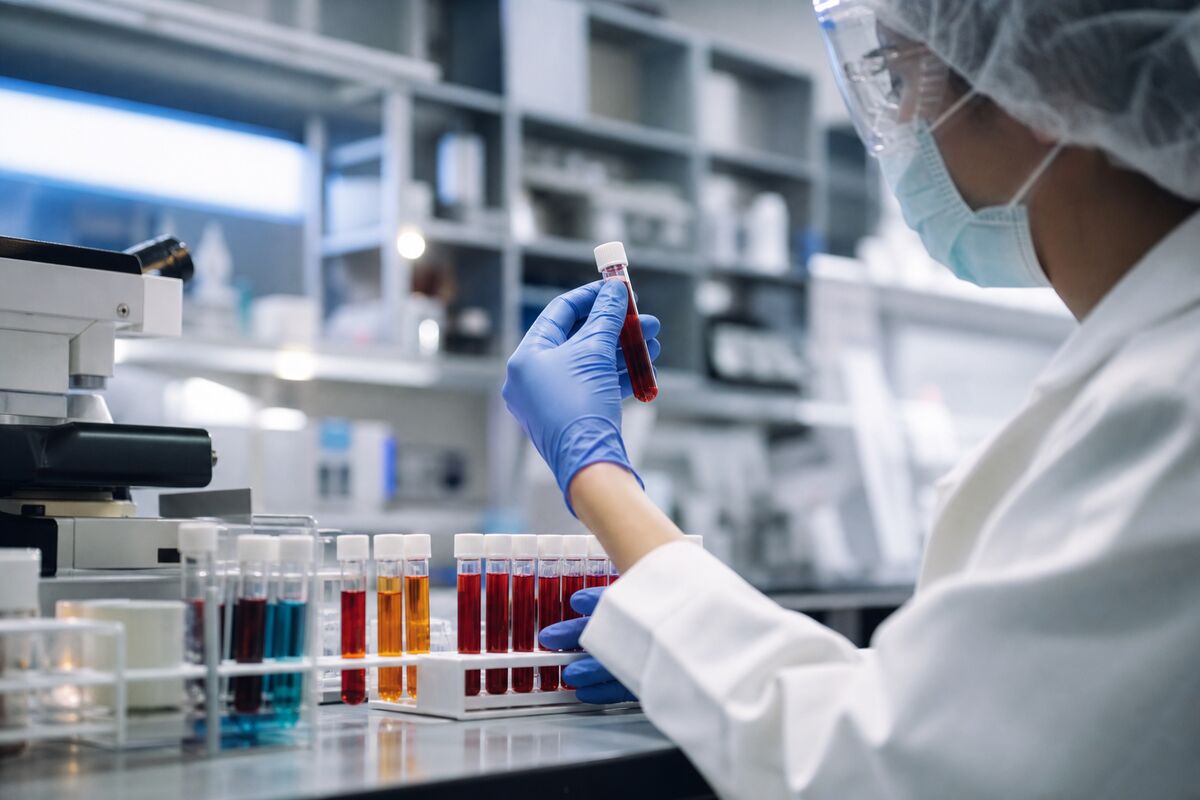 Rapport Director Buys Nearly $1 Million as Analyst Raises Price Target to $82