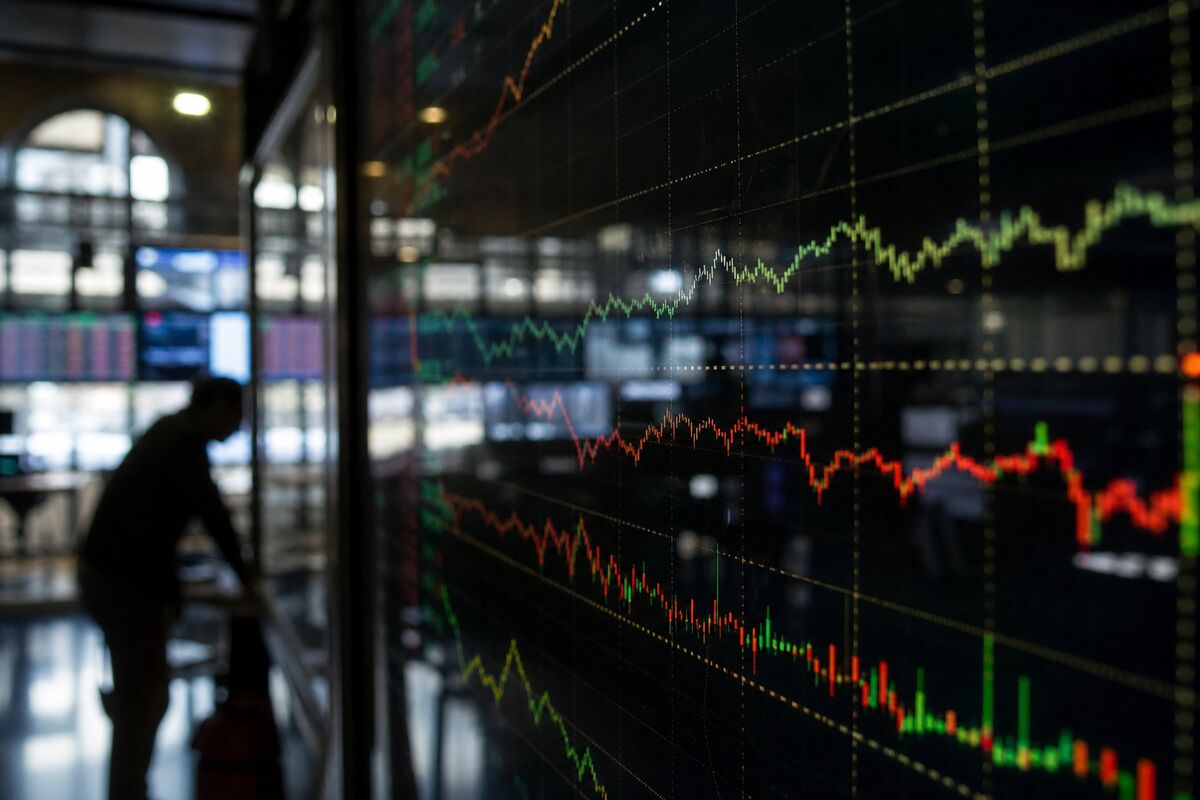 Nasdaq Suffers Worst Month Since March 2025 as AI Costs and Fed Signals Pressure Tech